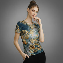 Laden Sie das Bild in den Galerie-Viewer, Women’s cotton crew neck t-shirt A