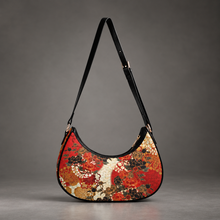 Cargar imagen en el visor de la galería, Half-moon Shaped Bag F