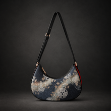 Cargar imagen en el visor de la galería, Half-moon Shaped Bag E