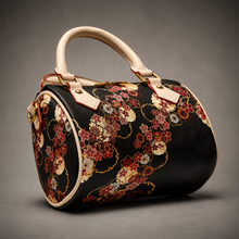 Carica l'immagine nel visualizzatore di Gallery, Vegan Leather Crossbody Handbag A