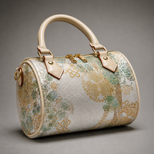 Carica l'immagine nel visualizzatore di Gallery, Vegan Leather Crossbody Handbag B