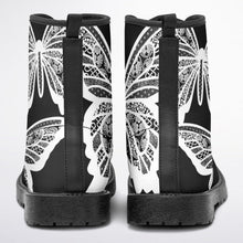 Laden Sie das Bild in den Galerie-Viewer, Unisex Classic Vegan Leather Boots D