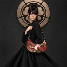 画像をギャラリービューアに読み込む, Half-moon Shaped Bag F
