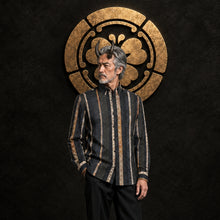 Cargar imagen en el visor de la galería, Samurai Shogun crest art Long Sleeve Shirt X
