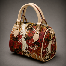 Laden Sie das Bild in den Galerie-Viewer, Vegan Leather Crossbody Handbag D

