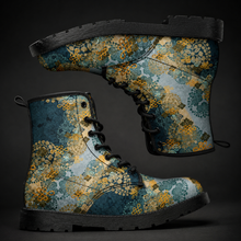 Laden Sie das Bild in den Galerie-Viewer, Unisex Classic Vegan Leather Boots C
