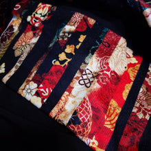 Laden Sie das Bild in den Galerie-Viewer, Samurai Shogun Crest Quick-Dry Hand Towel H
