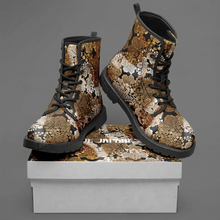Carica l'immagine nel visualizzatore di Gallery, Unisex Classic Vegan Leather Boots K
